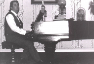Buck Buchanan at piano bw